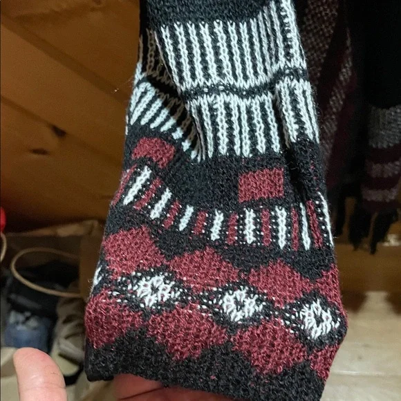 BloomChic Boho Fringe Cardigan - Picture 4 of 7